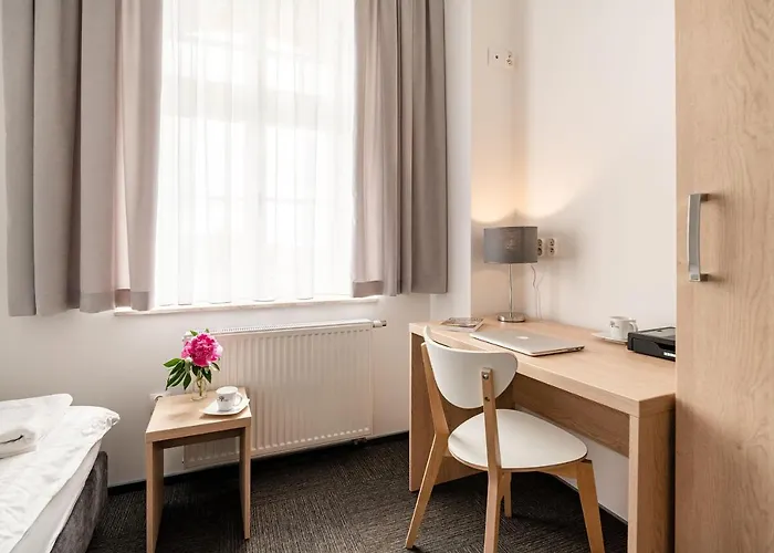 Hostel Domus Mariae *